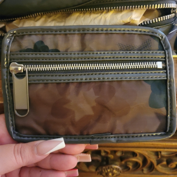 Stella McCartney bag - Picture 4 of 4